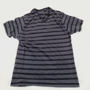 Foot Locker T-Shirt Men's Large Gray Striped Athletic‎ Fit V-Neck